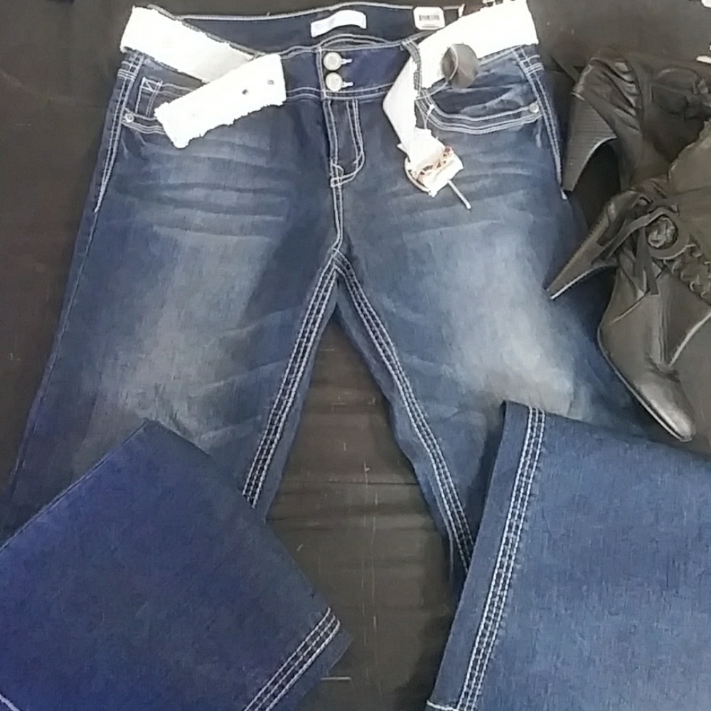 No Boundaries NWT Jeans